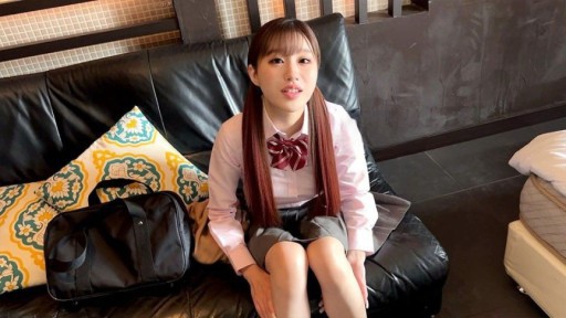 FC2PPV-4201883 Tampilan wajah [Pemotretan pribadi] Seorang gadis berambut coklat kemerahan yang tampak lancang dengan masturbasi seks_Bahkan setelah di-creampi, dia adalah wanita jalang luar biasa yang bahkan memberikan pekerjaan pukulan pembersih dengan sikap ceroboh