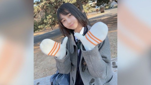 FC2PPV-4372734 まだ絶頂する事を知らない青ハル期真っ只中の素直で清純な女◯◯生・・・未処理剛毛の未発達な身体に2回連続膣内射精！