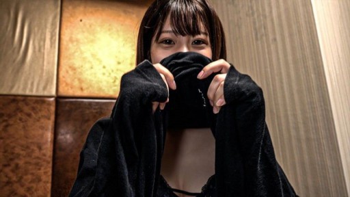 FC2PPV-4426350 上品で清楚なお嬢さんが密室でヤリチン男に好き放題、弄られてる生々しいハメ撮り動画